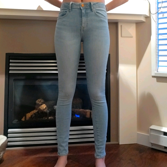Forever 21 Push Up Skinny Jeans - Picture 2 of 6